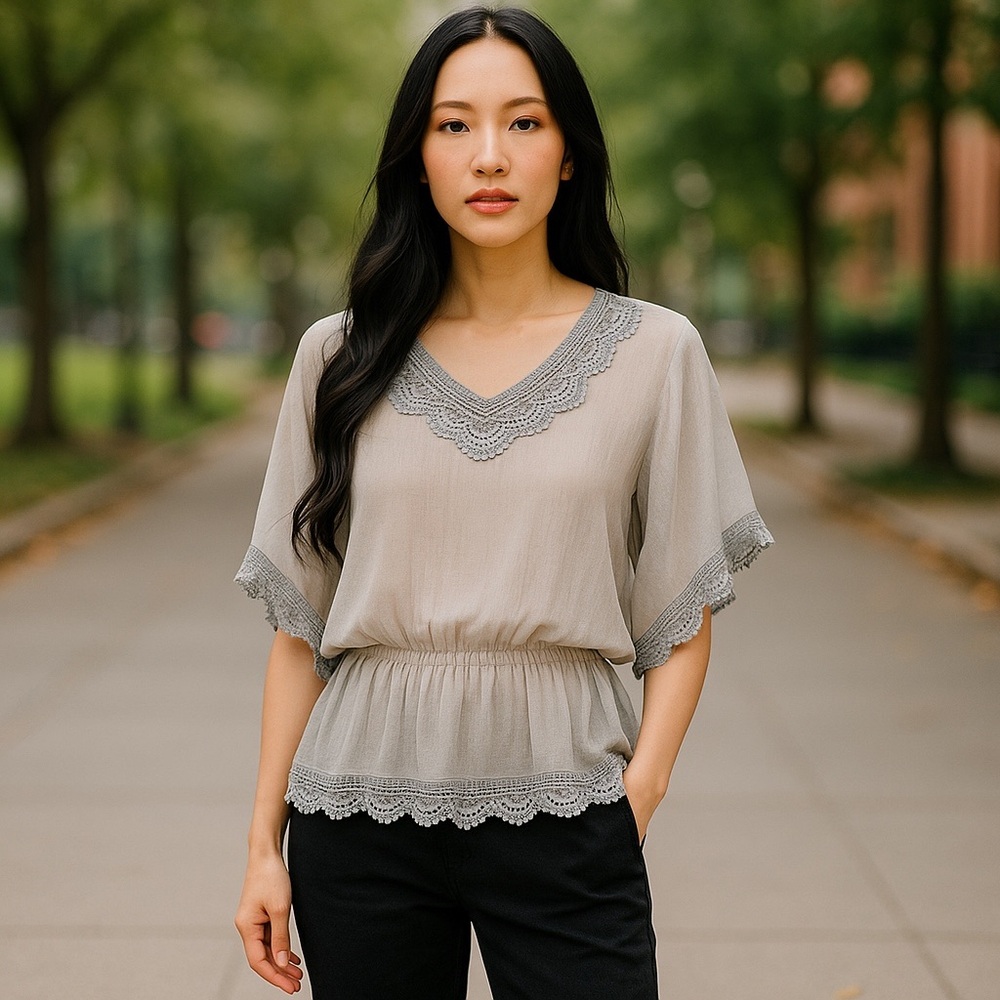 Chico’s Women’s Grey Chiffon Kaftan Tunic Size M